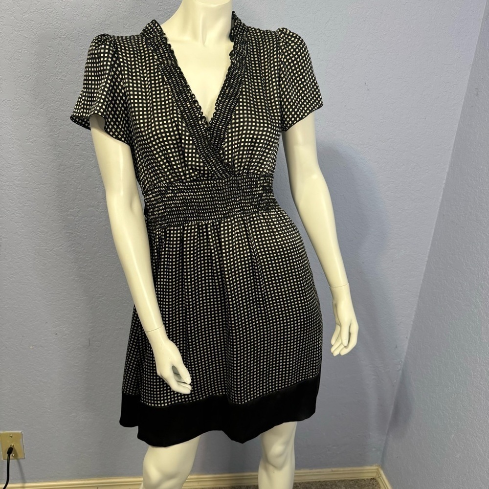 Lindarico Italy Ruffled V-Neck Ruched Silk Blend Tie Mini Dress